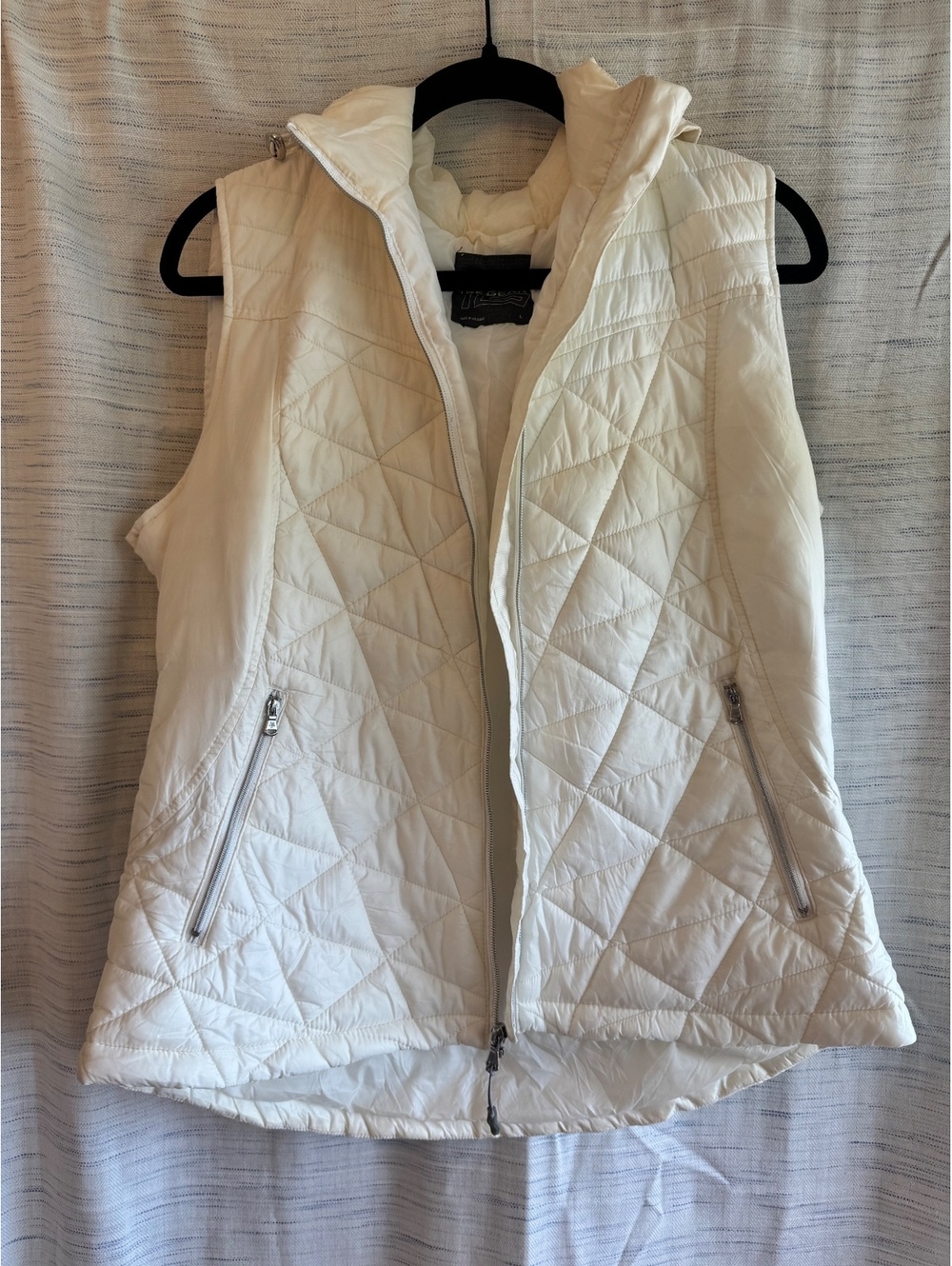 Tek Gear Women's Quilted White Puffer Vest with Hood Size Large